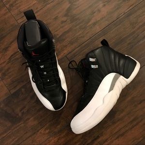 Retro Jordan Playoff 12 9.5 130690-001 Black Red